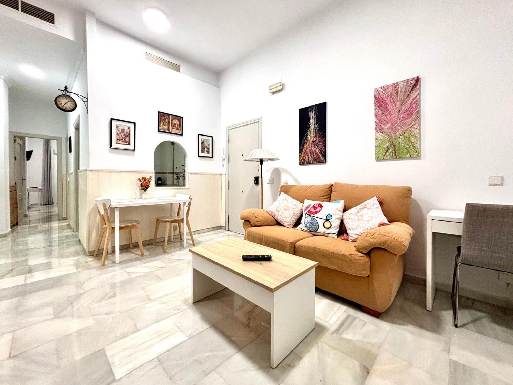 El Reloj Del Viajero 2 Apartman Sevilla Kültér fotó